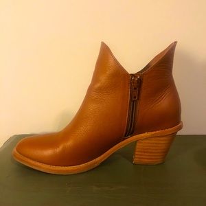 Poppy Barley 2.5 Ankle Boot